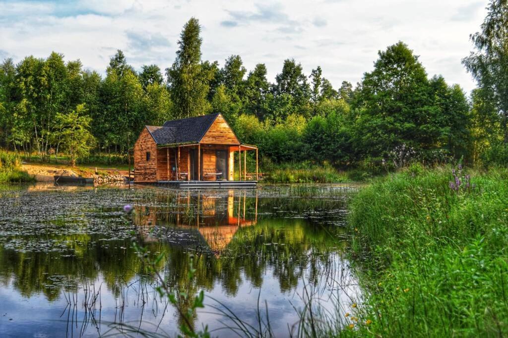 Heather Hut, Off-Grid Cottage On A Pond+2 Ha Darzkowo ภายนอก รูปภาพ