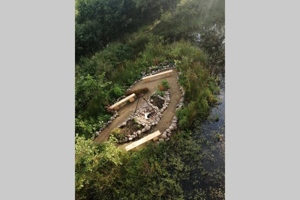Heather Hut, Off-Grid Cottage On A Pond+2 Ha Darzkowo ภายนอก รูปภาพ
